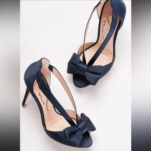 NWOT! Nina Two Strap Satin Elegant Navy Blue Bow Peep Toe Heels
